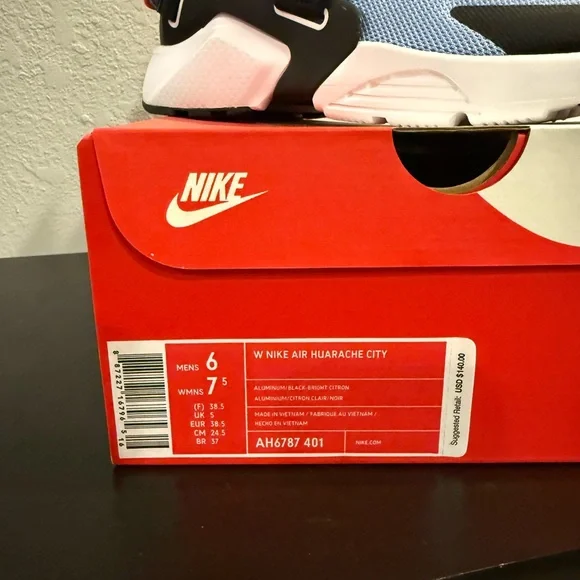 Nike Yellow and Blue Athletic Shoes - Picture 5 of 5